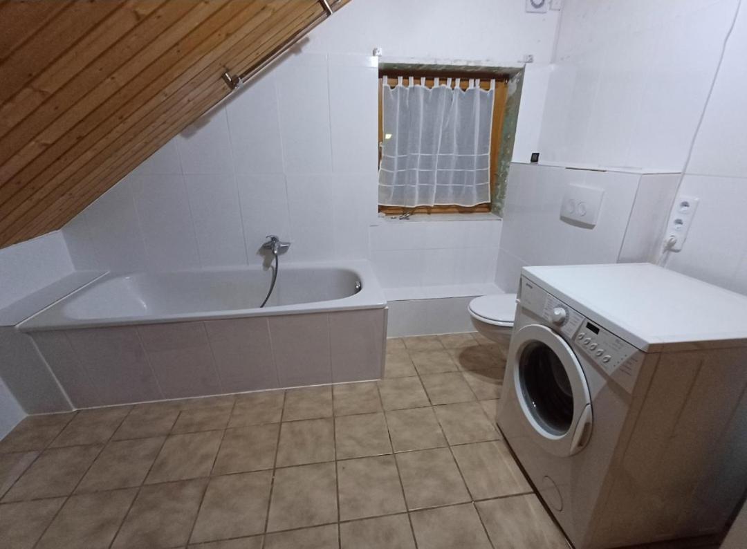 Ganzes Haus In Hopfach Optional Wohnung Extra Wolpertshausen Εξωτερικό φωτογραφία